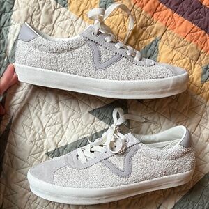 Vans Women's Light Gray Textured Sneakers